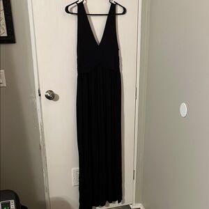 Elegant Black Maxi Dress